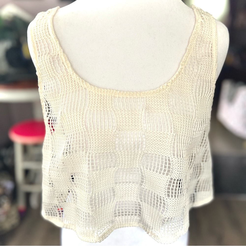Wild Fable Cream Crop Tank Top
